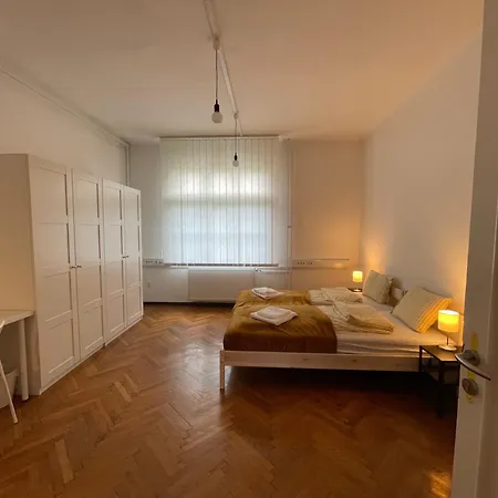 Elza Appartments Appartement *